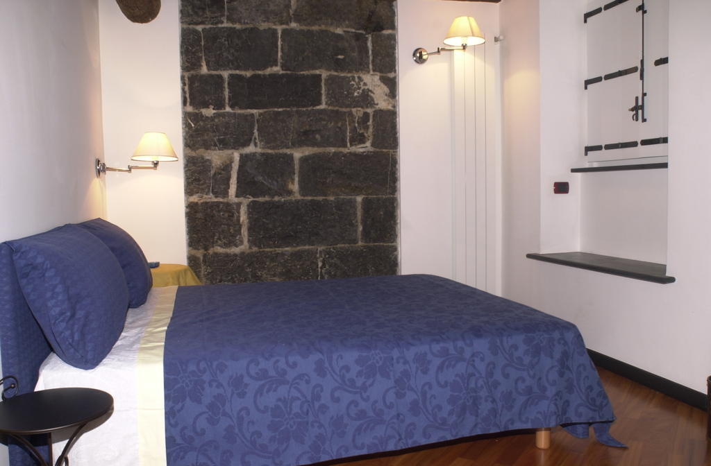 Affittacamere Bed And Breakfast San Lorenzo Genova Værelse billede