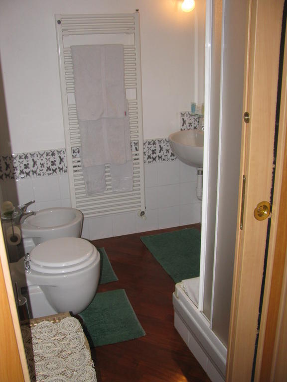 Affittacamere Bed And Breakfast San Lorenzo Genova Værelse billede